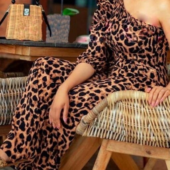 Leopard One-Shoulder Jumpsuit - Picture 2 of 4